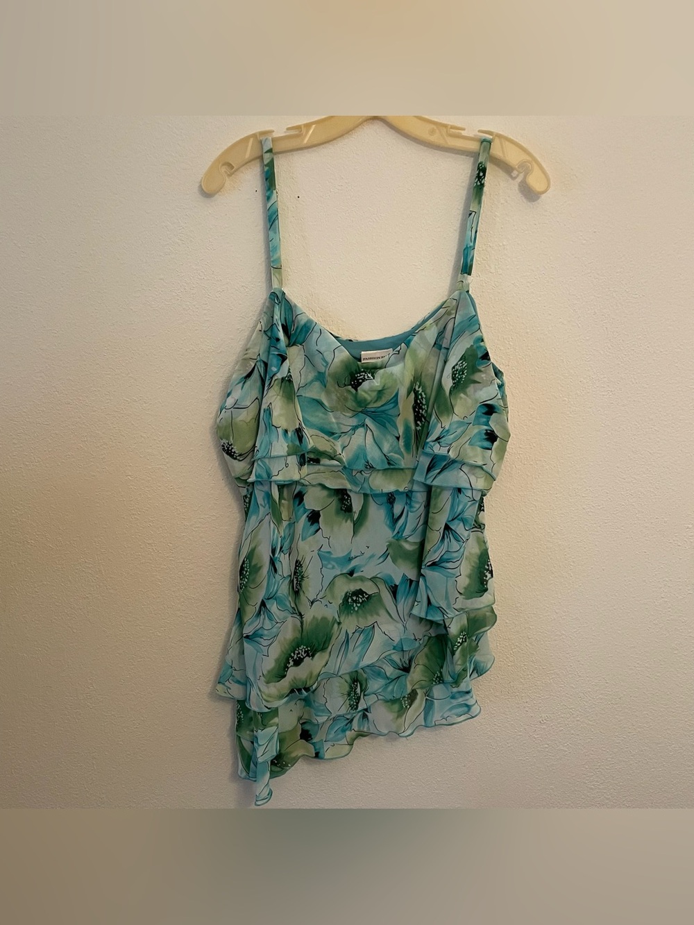 Vntg Fashion Bug Camisole Top XL Tiered Ruffle Blue/Grn Floral Asymmetrical